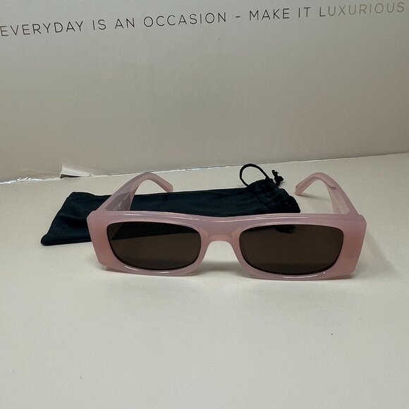 Le Specs | Recovery Sunglasses in Rosewater